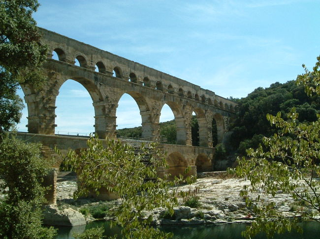 せっかくなので世界遺産「ポン・デュ・ガール」にも寄りました。
