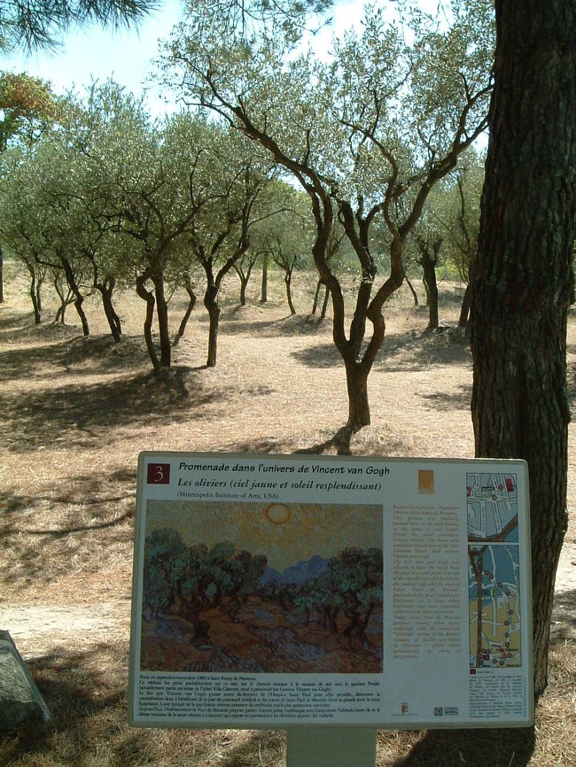 しばし「ゴッホ｣の世界へ・・・<br />ゴッホの絵のレプリカがその場所で彼が画いた絵を教えてくれます。