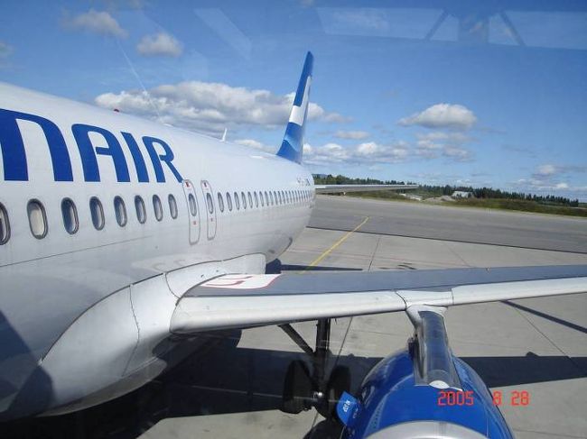 オスロ空港ヘルシンキ帰国便の搭乗始める。2005.8.28