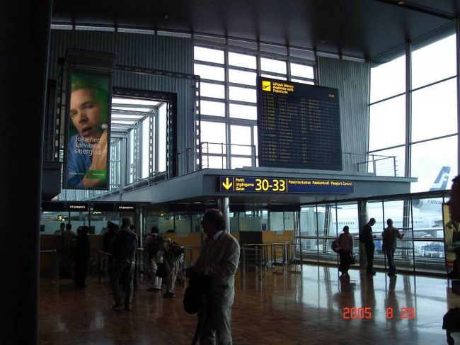 ヘルシンキ・ヴァンター空港帰国のチェックイン完了。2005.8.28