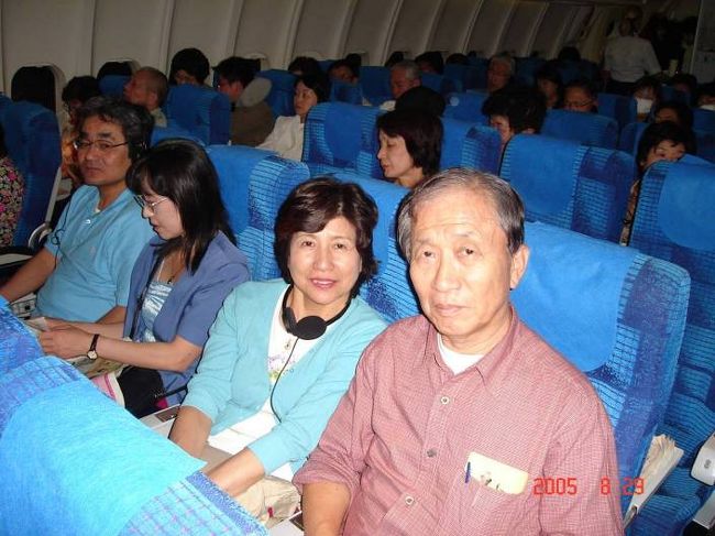 ヘルシンキ〜関空間搭乗機内で。もうすぐ到着。2005.8.29