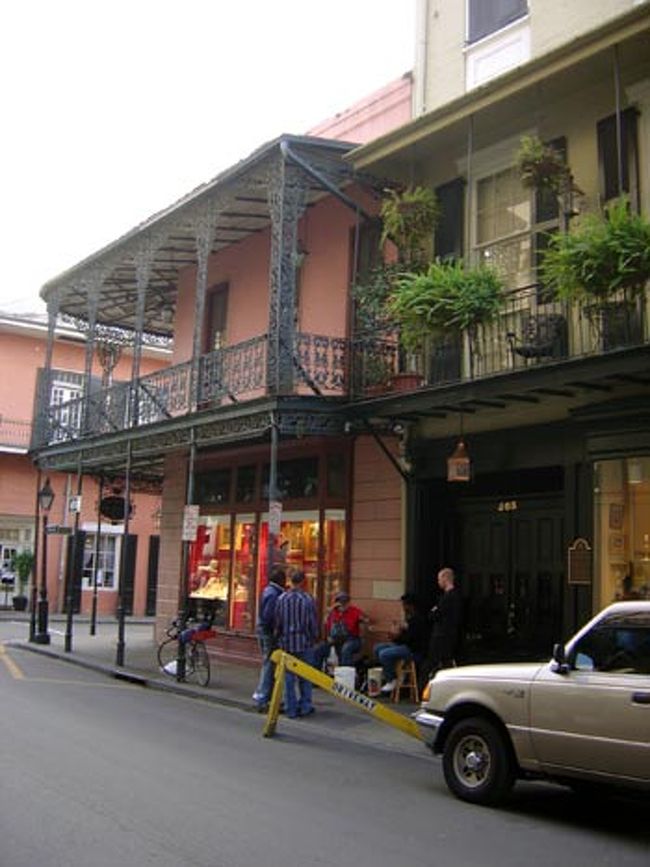 ストリートライブもちょこちょこやってました。