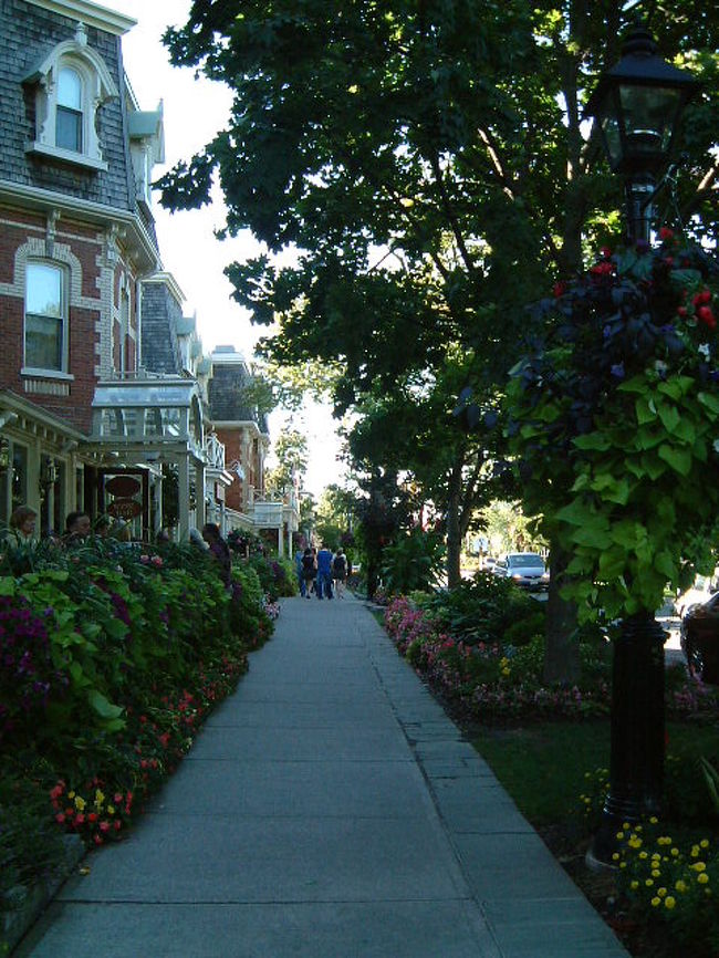 メインストリートの歩道もすてき