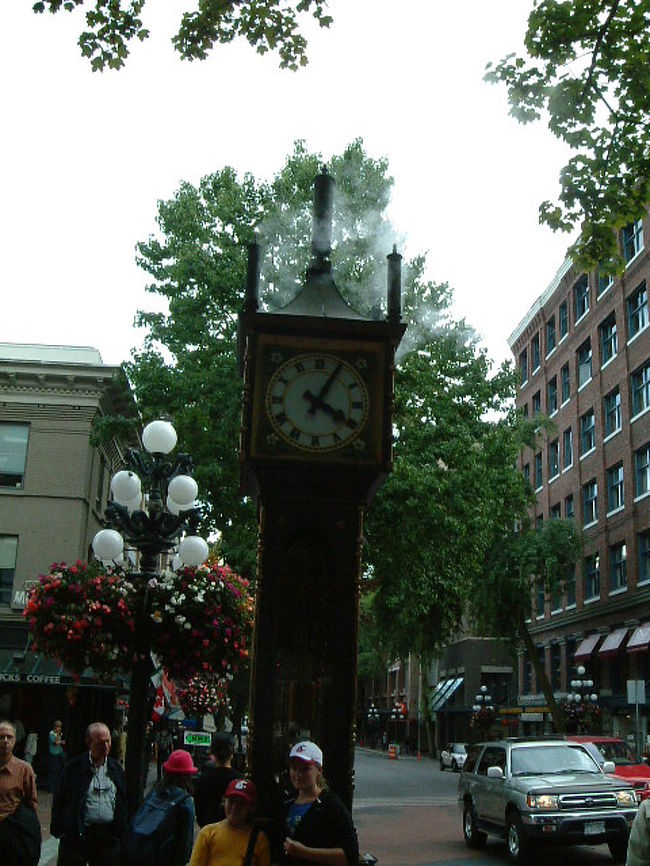 バンクーバー発祥の地「ガスタウン｣のガス灯