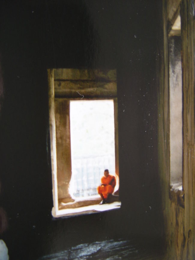 此所にも一つの人生が...別の世界が....