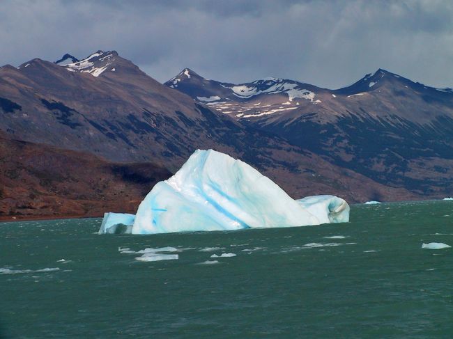  みんな氷河が崩れ落ちて流れ出たもの 