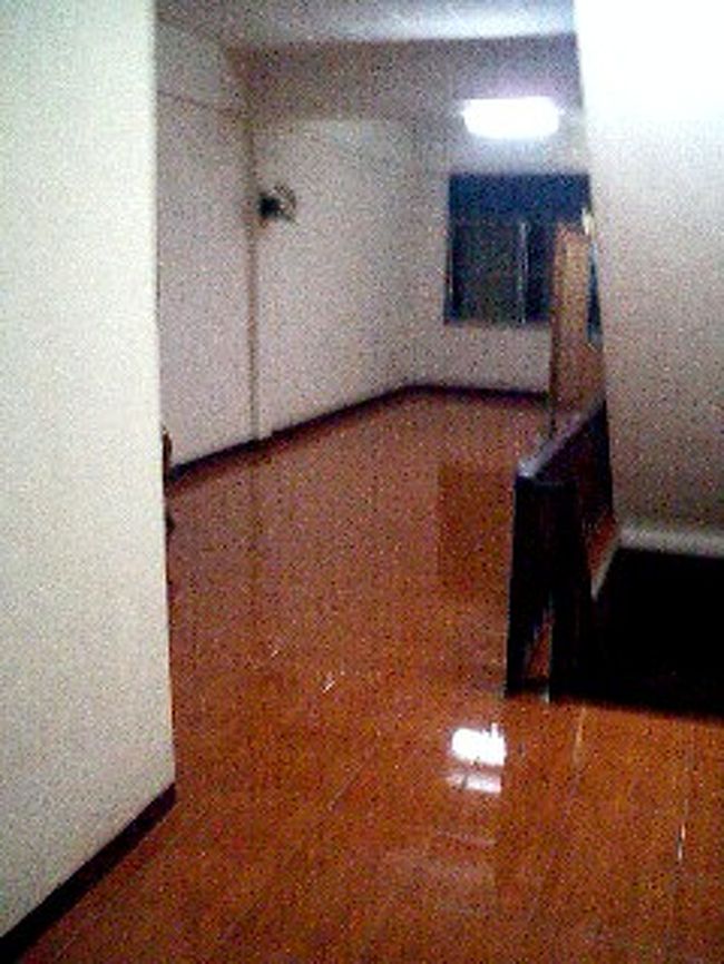 でも宿の雰囲気は静かな民家といった感じで気に入りました。オーナーのレヌーさんは日本在住経験あるので日本語はばっちりです。最後もバスターミナルまでのバイタクを呼んでくれて通訳までしてくれて本当にお世話になりました。やっぱりバイリンガルはいいねえ。