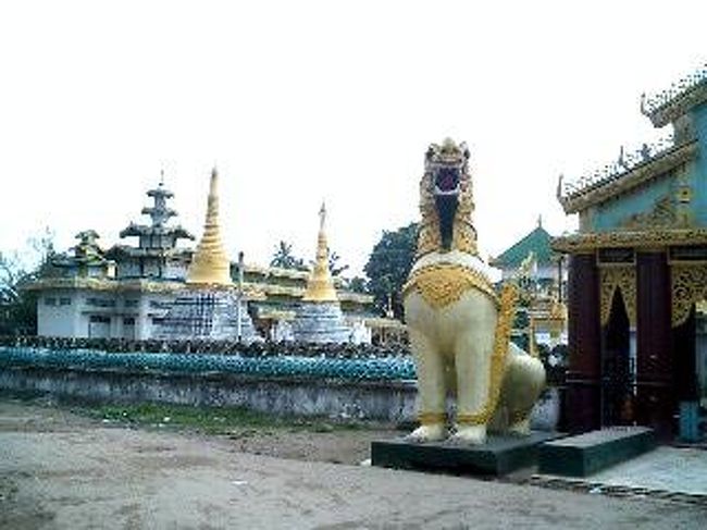 なかなか見ごたえのある寺院でしたが、こういう観光名所じゃないけど観光名所っぽいところが好きです。なんか穴場みたいで。