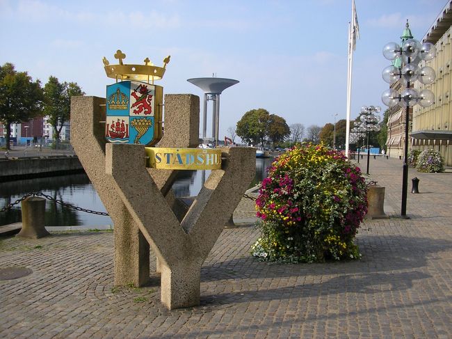 Ven島へなLandskronaから船で行きます。駅からトローリーバスで港まで行って乗るのですが、ちょっとわかりにくい。