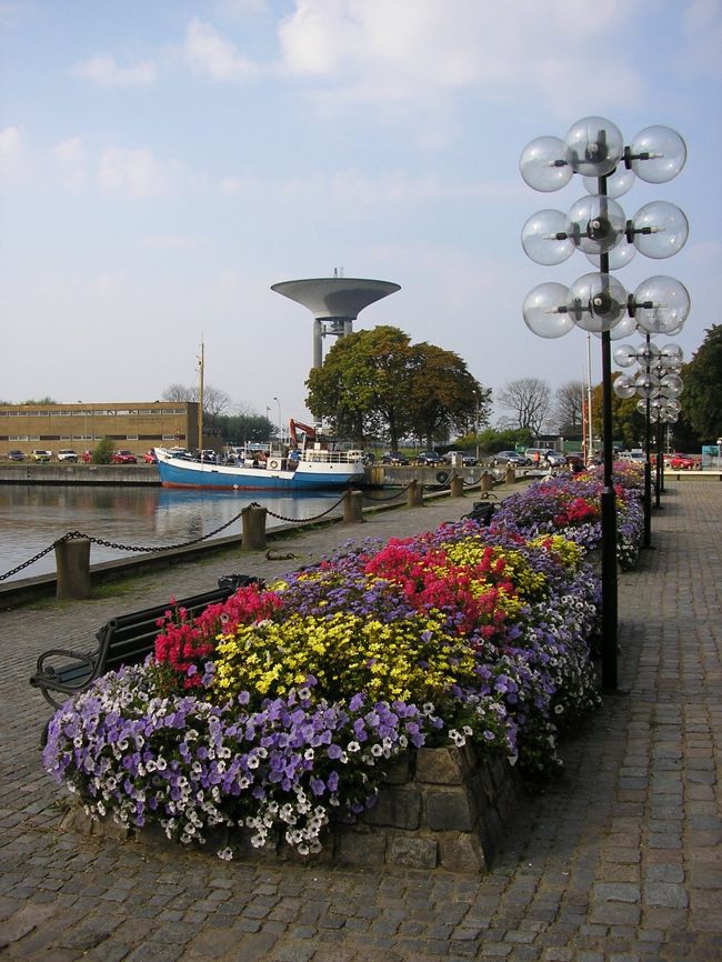 ちょっとうろうろしている間に船がでてしまったためLandskrona観光