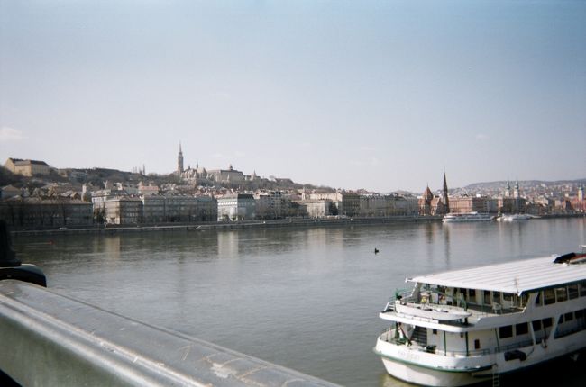 マーチャーシュー教会方面