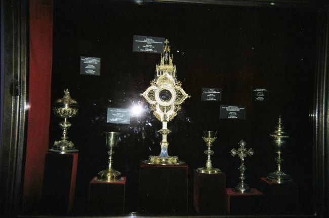 大聖堂の宝物館内