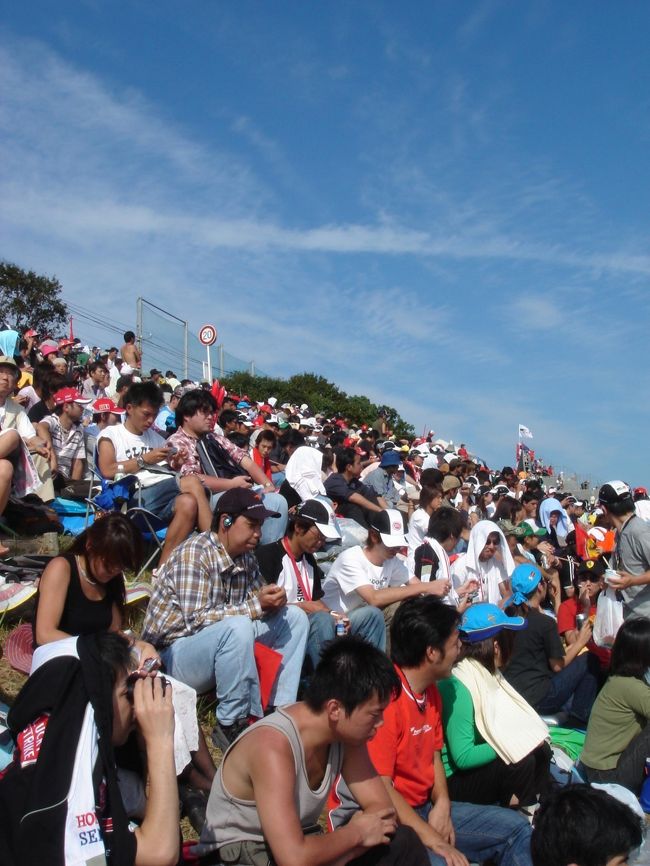 スタート直前。<br />人だらけ・・・<br />みんなスタートを心待ちにしてます