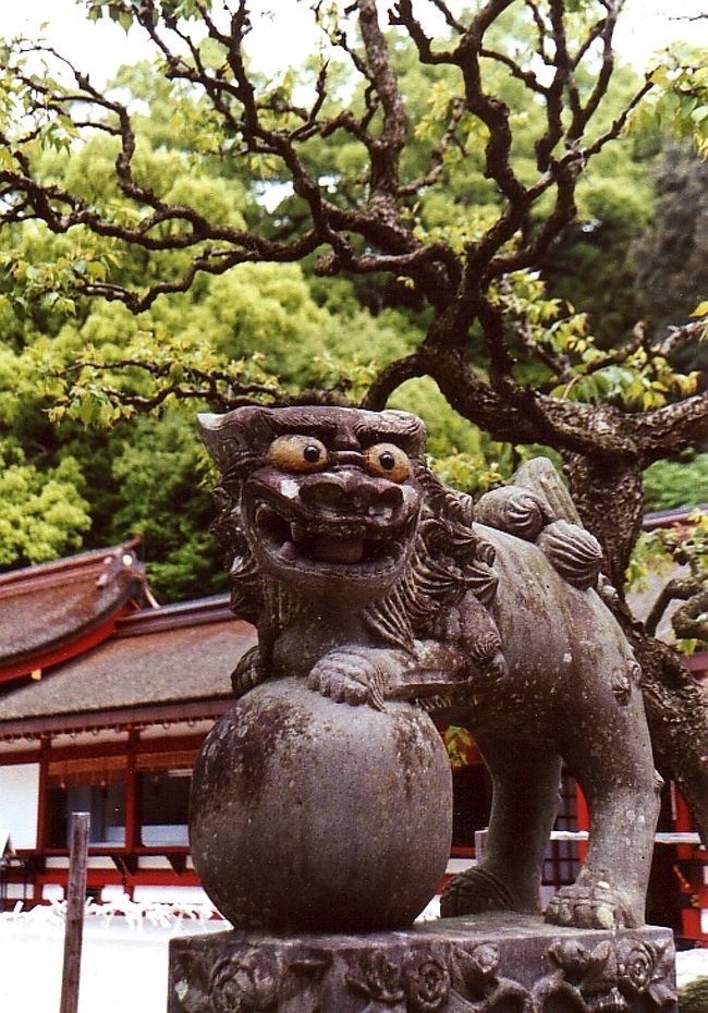 どことなく、愛嬌のある獅子。