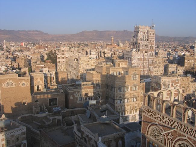 タージ・タルハ・ホテル屋上から