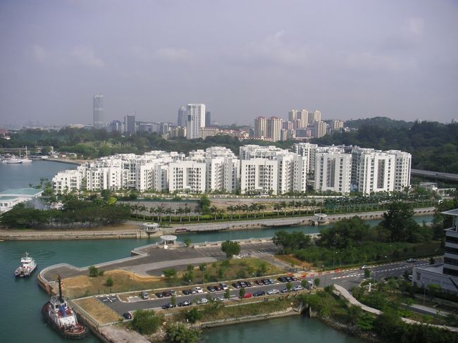 ケーブルカーからの眺め。<br />なんか一大リゾート地のようです。