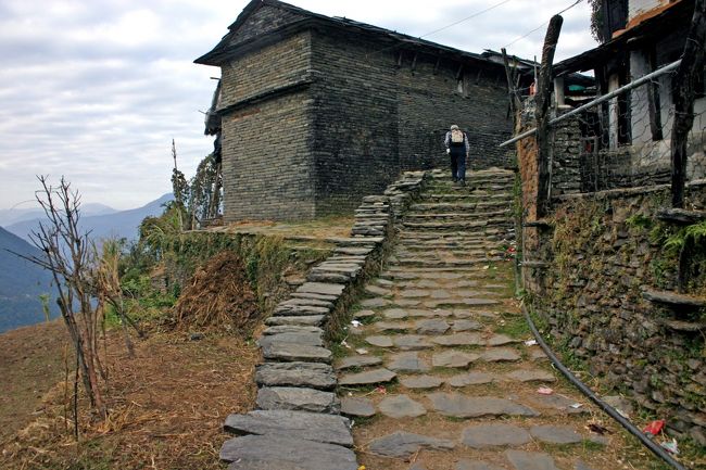 出来るだけ安く住もうという知恵で作られたそうです