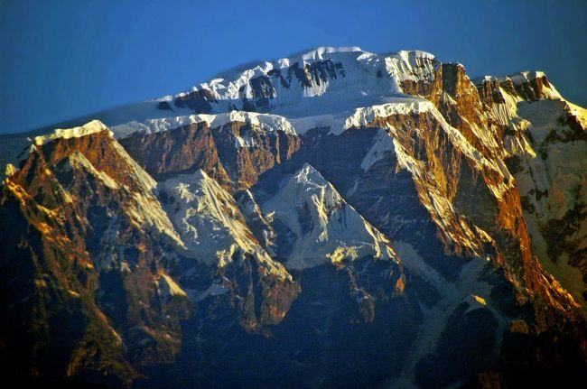 2日間朝夕同じ場所からの撮影で、今までと違うアングルを捜すのに苦労が・・・