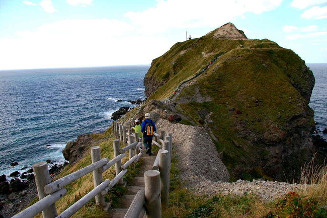 カムイ岬、ここからパノラマの世界が始まります