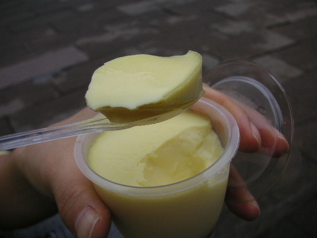 期待したけどいまいちだった順成のプリン。<br />ちょっと薄いね〜(笑)