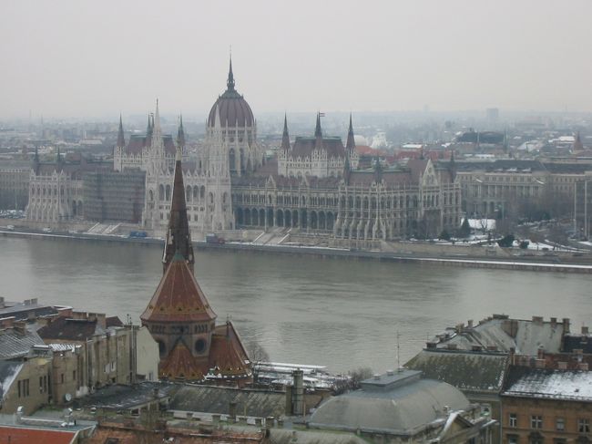 ドナウ川とパーリアメント<br />