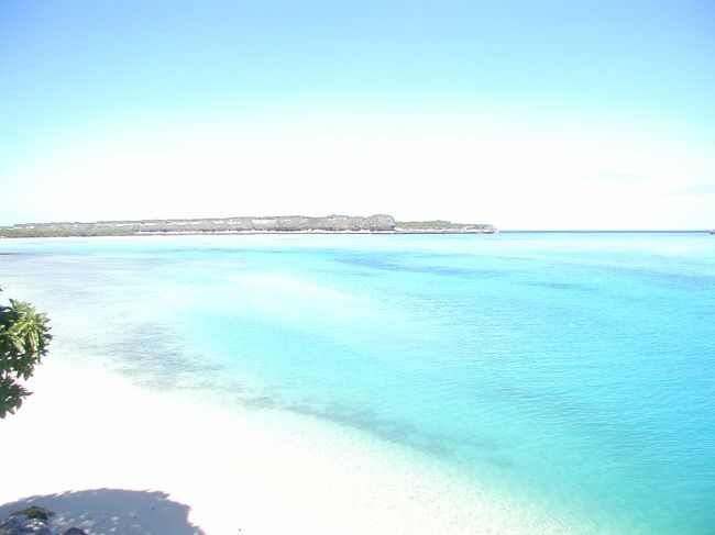 お気に入りの風景。「天国に一番近い島」のラストシーンにでてくる浜辺からのショットです。