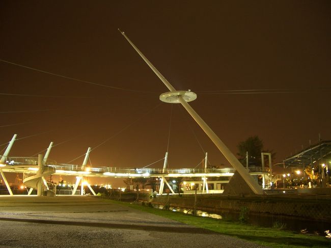 次はマクドナルドが運行主体となるドドトレーンの終着駅、海洋の星 新光駅に来ました。やはりここは高雄っぽいって感じます。