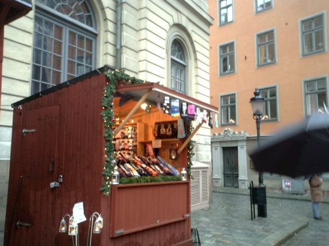 靴下屋さん。<br />五本指の靴下が豊富でしたよ。<br />日本でも大人気ですが<br />コレは世界的流行？？