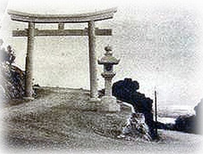 日治時代の大鳥居はこんな感じです。