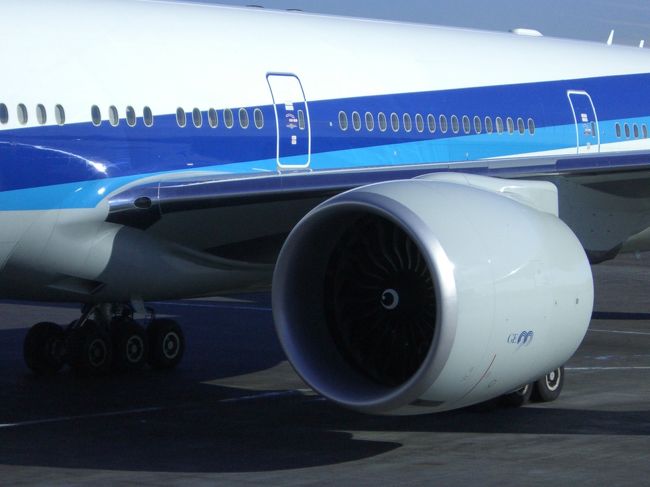 ＡＮＡの左エンジン