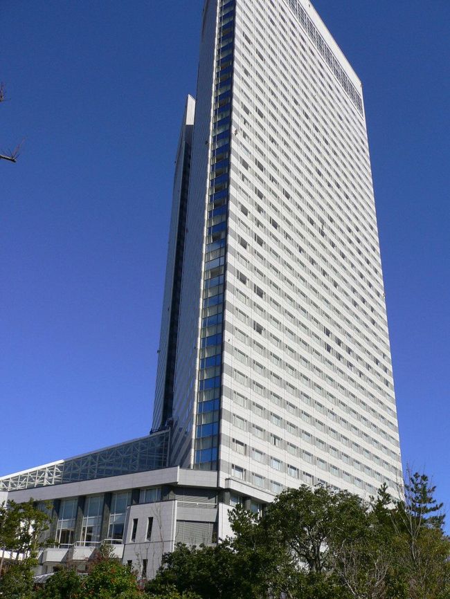 シェラトンフェニックスシーガイアリゾートに到着です。<br />飛行機から見えるくらい大きな建物です。<br />