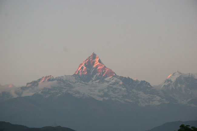 朝焼けの山々・・