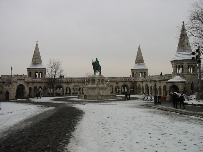 聖イシュトバーンの騎馬像と漁夫の砦