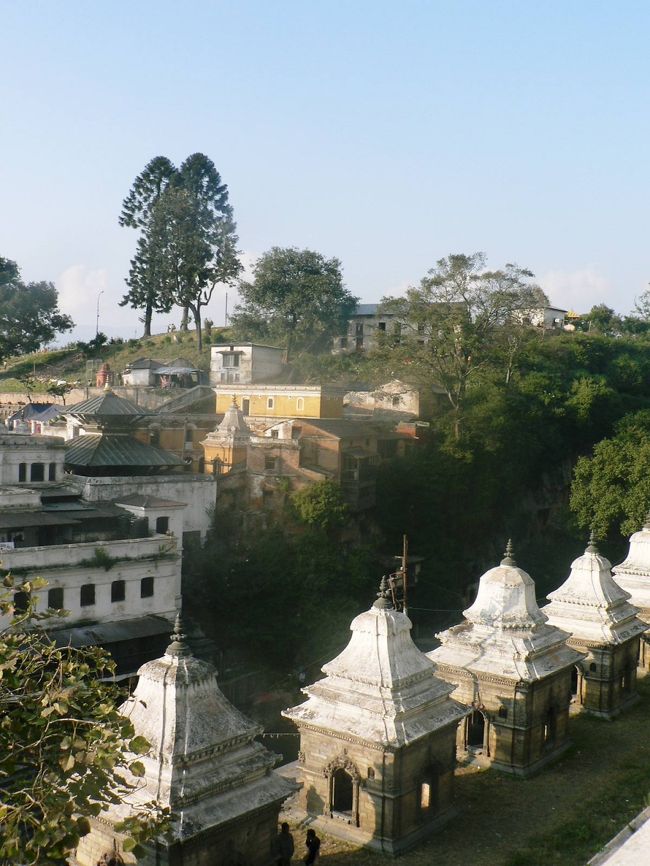 パシュパティナート寺院の周辺の光景。