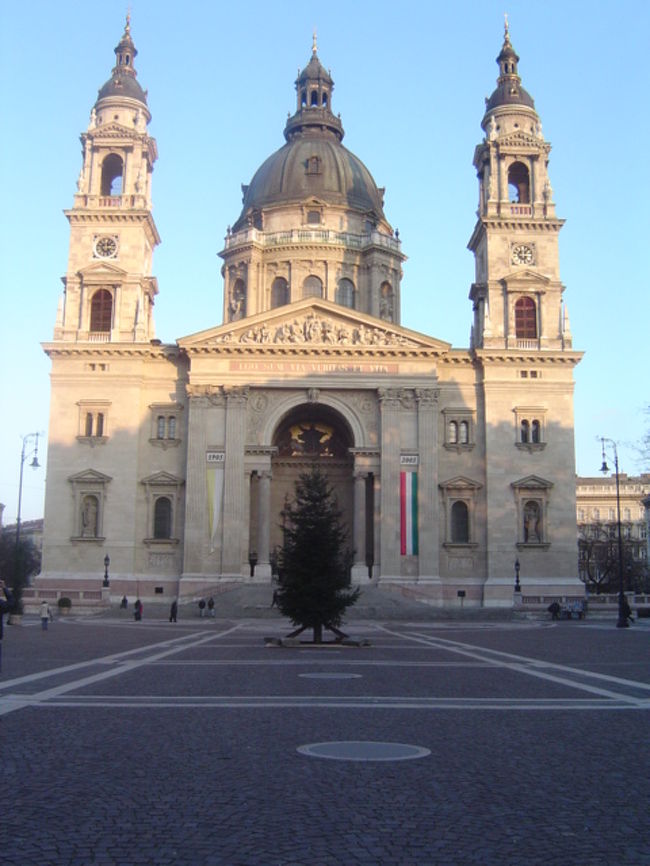 <br /><br /><br /><br /><br /><br /><br />聖イシュトヴァーン大聖堂