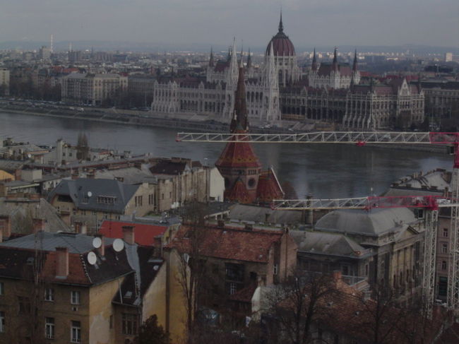<br /><br /><br />ブダの丘よりペスト地区を望む