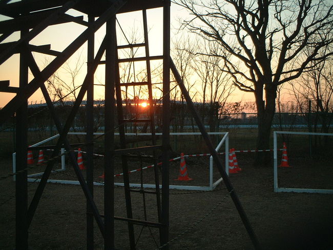 夕陽とスタジアム・・