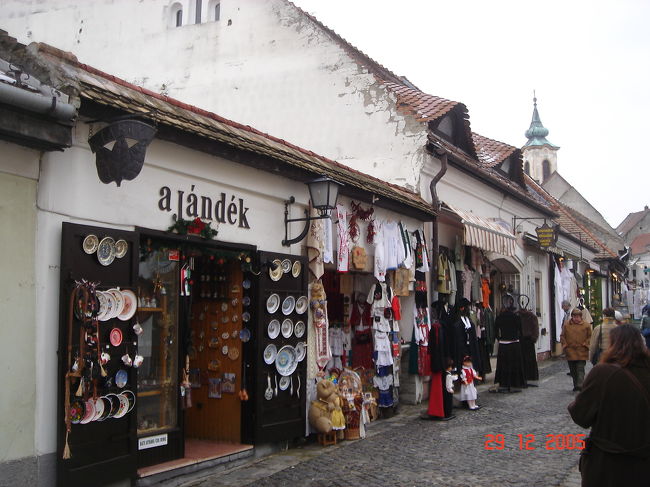 センテンドレのお土産やさん