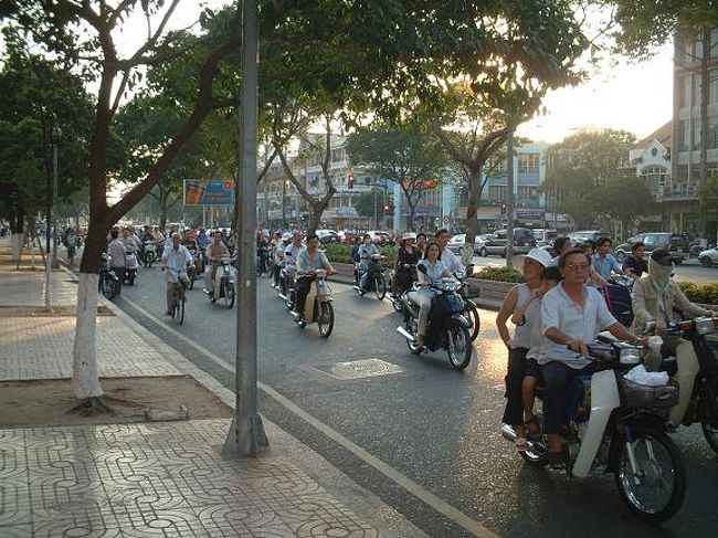 バイク専用車線？