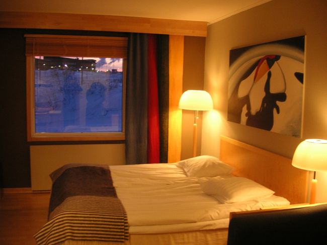 こっちがホテルタイプの部屋。<br />なかなかおしゃれで快適です。<br />部屋の広さもとても広い！<br /><br />アパートメントタイプはメイドがつきません。<br />（自炊可）