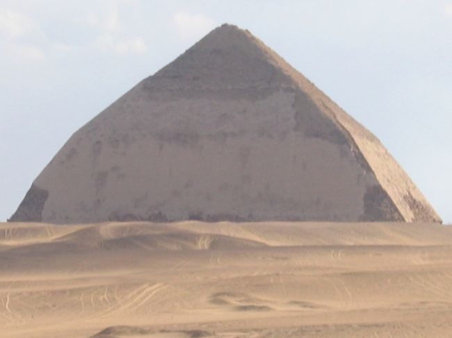 屈折ピラミッド