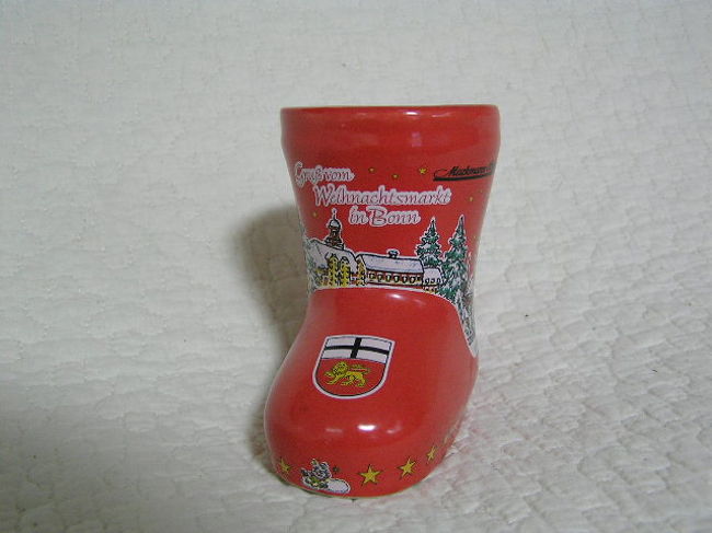 ボンのカップ・１<br />こちらはブーツ型のもの