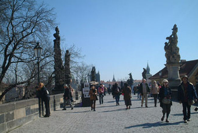 カレル橋。いいお天気でとてもきれいな写真がたくさん撮れました。