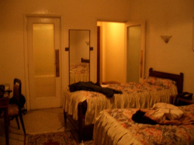 カサブランカで泊まったホテルの部屋。最後の夜が一番まともなホテルだった。３００MDHなり。