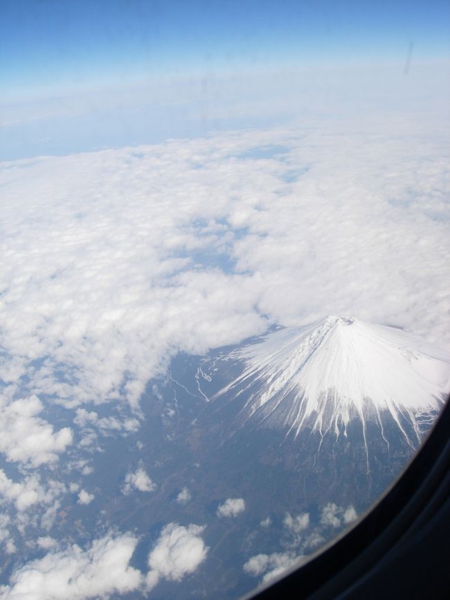 富士山には登ったことはあるけど、こんなにキレイに上から見えたのは初めてだったので超感動！！
