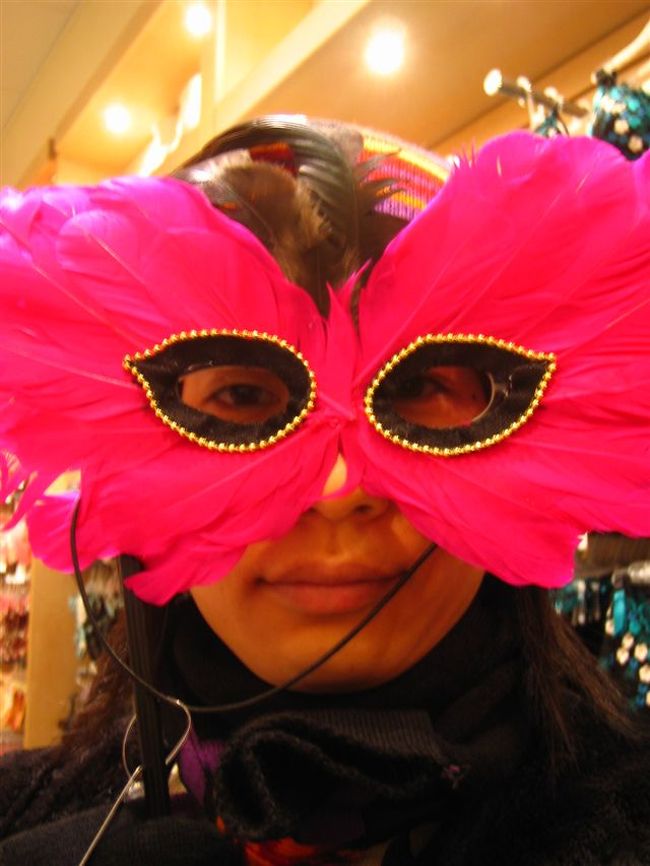 ノリでハロウィンのお面をかぶってみました★<br />H&amp;Mにて