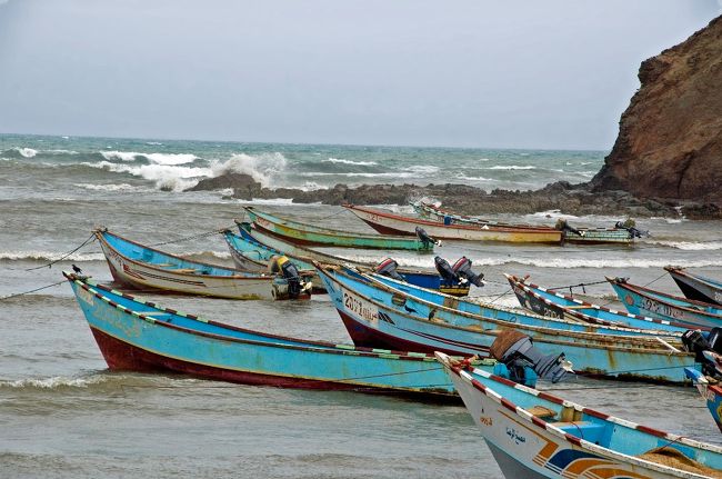 明日は私たちは空路ムカッラヘ向かい、空港で待ち受ける運転手たちと再会の予定です。