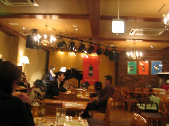 ピアノ演奏つき。<br />う〜ん。