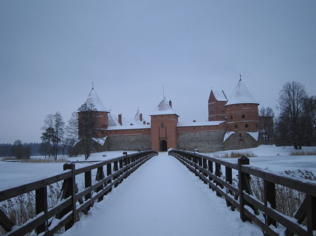 Trakai城が見えてきた♪<br /><br />一気にテンションが上がる♫♫♫