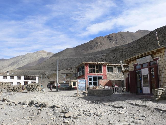 私たちが立ち寄ったロッジの他にも何軒があった。